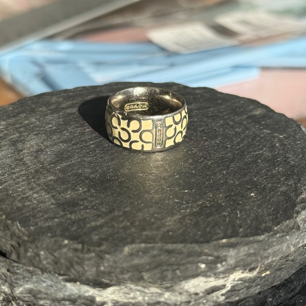 Vintage Coach Silver and White Ring - Picture 2 of 8